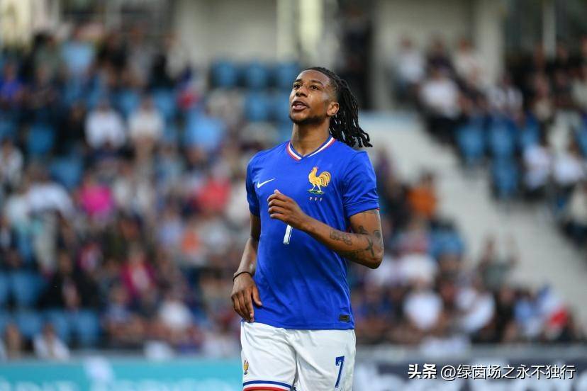 DB电竞App下载入口-法国队主力中场大获个人荣誉