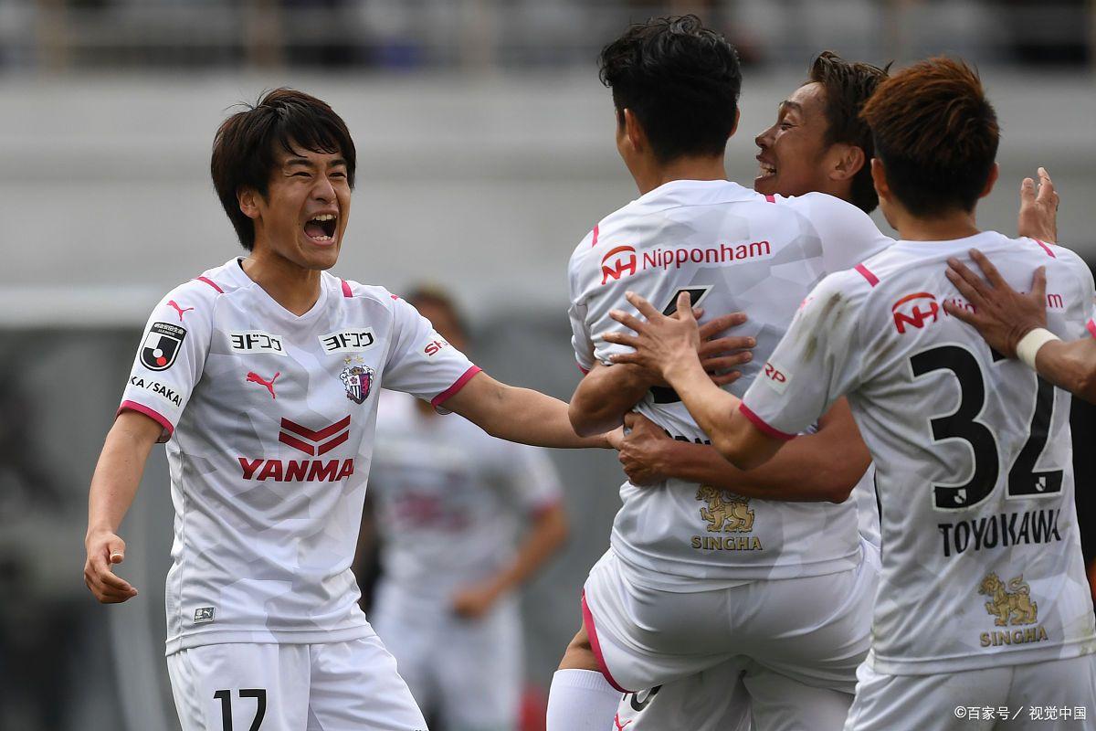 包含东京FC客场被大阪樱花击败，遭遇一场失利的词条